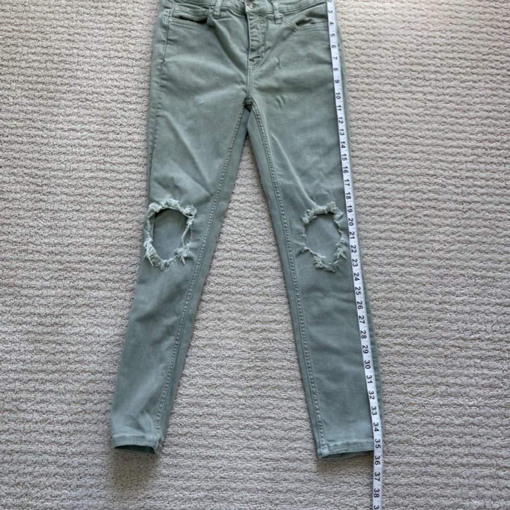Free People Skinny Jeans 61855-16515125 DISTRESSED size 27